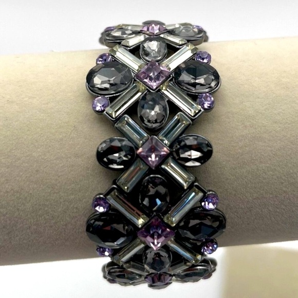 Vintage Beaded Necklace & Rhinestone Bracelet Set - Picture 5 of 8